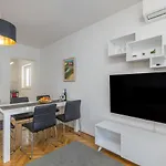 Appartement Hrestak